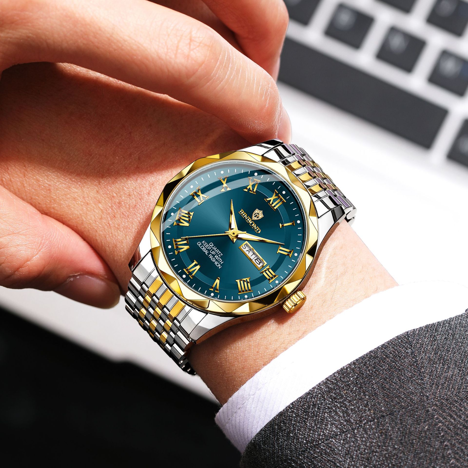 ساعة يد كوارتز فاخرة من BINBON - مراجعة Smartwatch Casual Watches For Men وسعره
